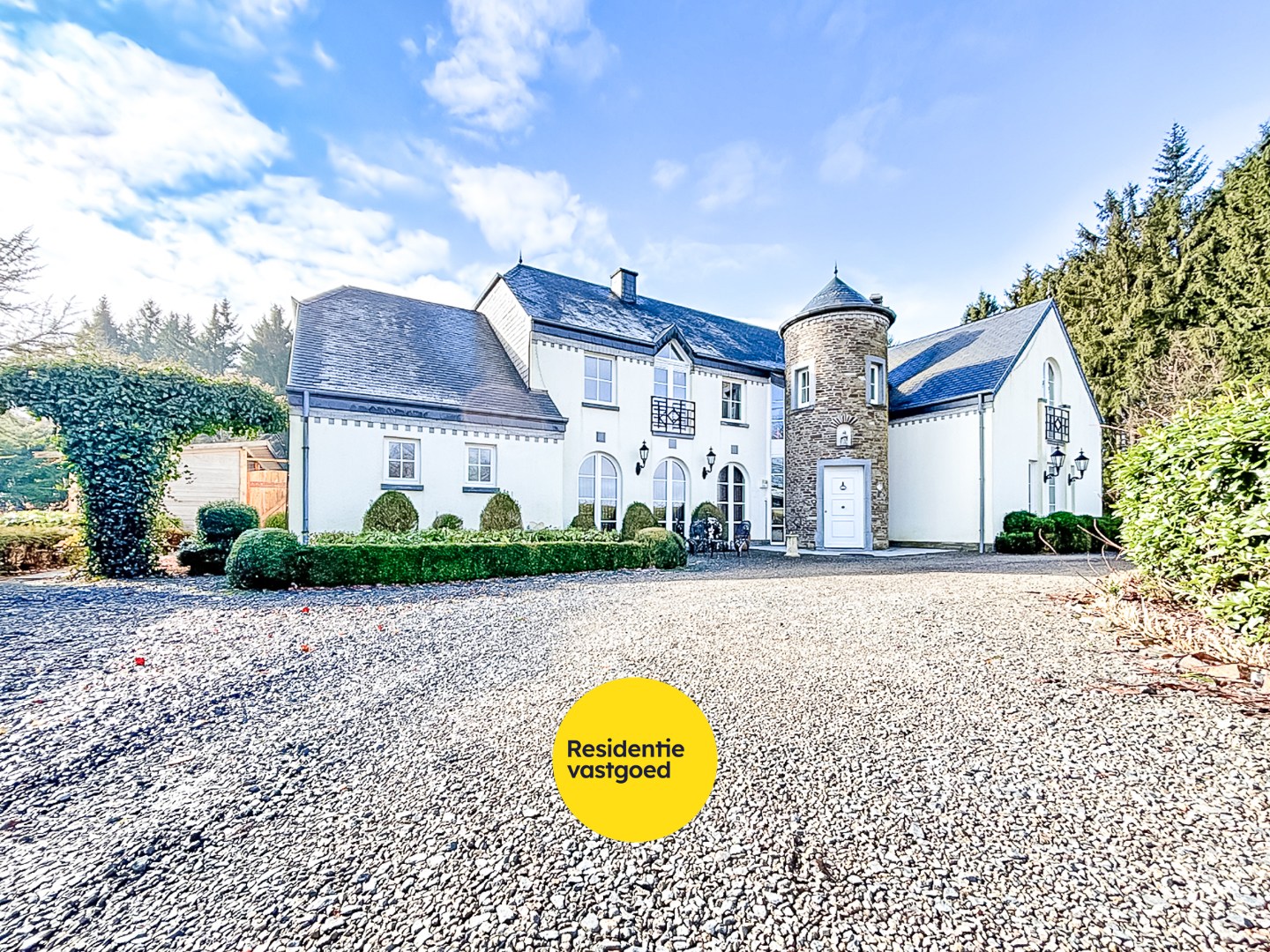 Rustieke Eigendom met Karakter te Tailles! 