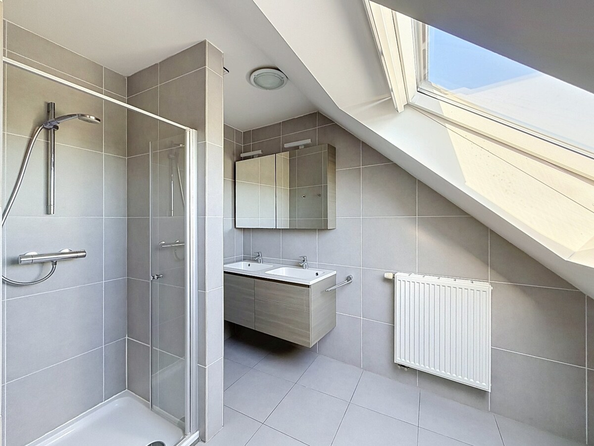 Moderne duplex met 3 slaapkamers te huur in Waarschoot 