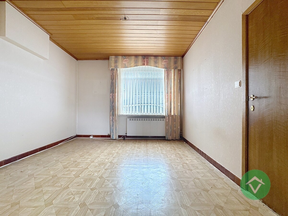 Woning met kleine loods te Gistel 