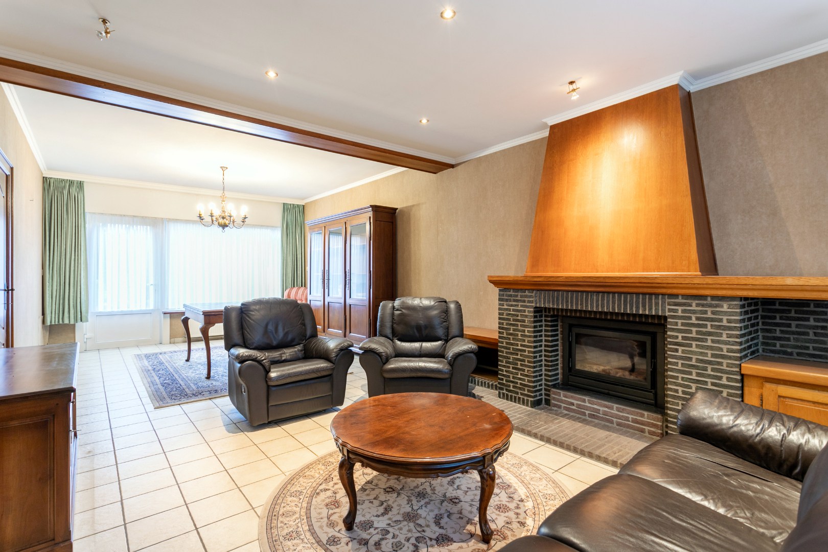 Vrijstaande woning (op 6a27) met 3 slpks, garage en tuin 