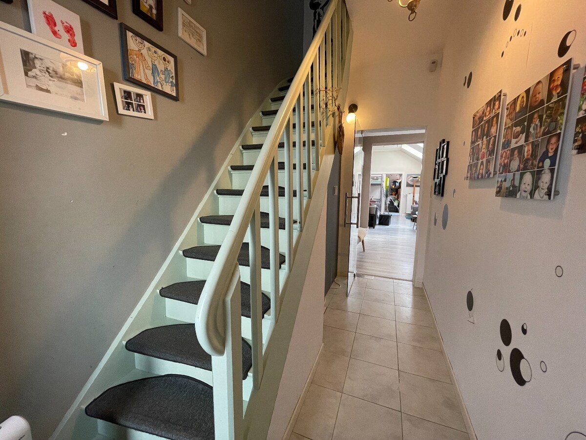 Instapklare woning in gesloten bebouwing in hartje Hasselt 