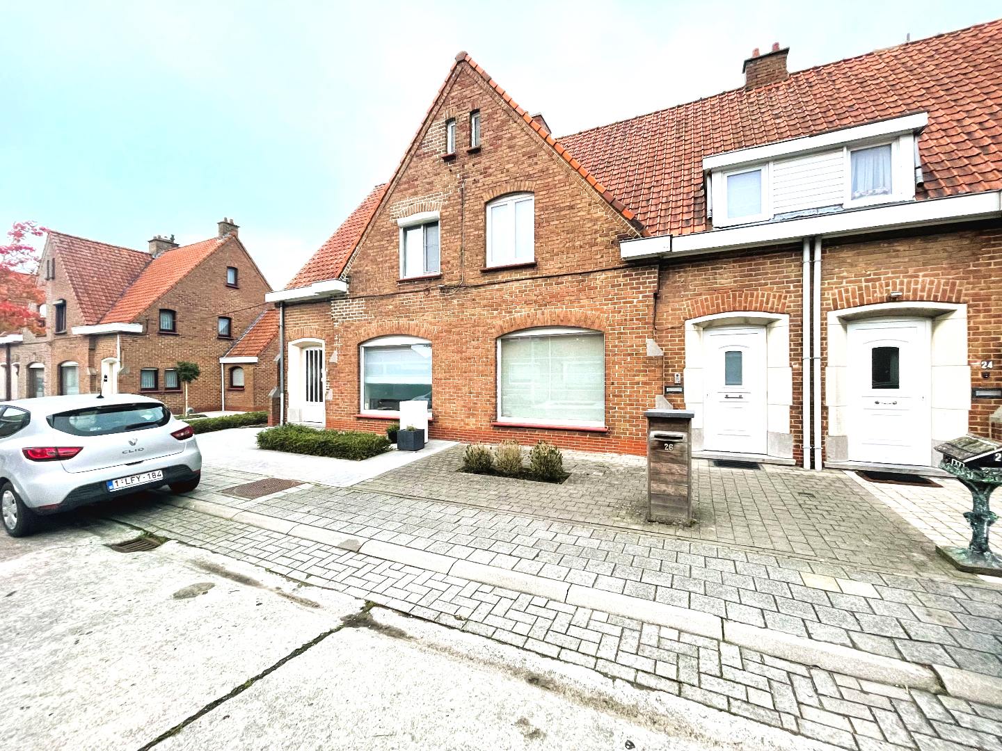 Gezellige rijwoning met 3 slaapkamers en uitweg 