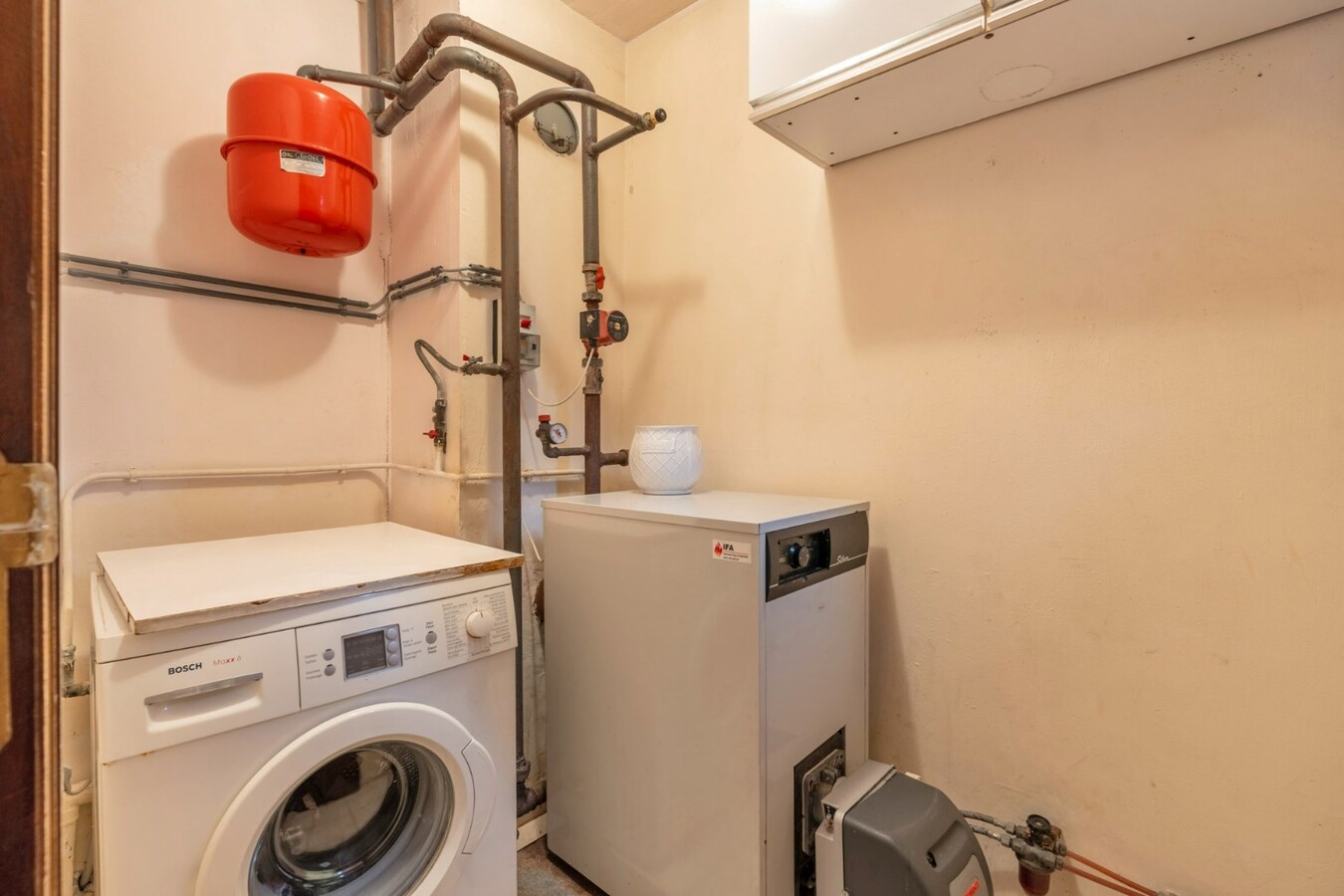 Instapklare woning op een leuke locatie te As. 