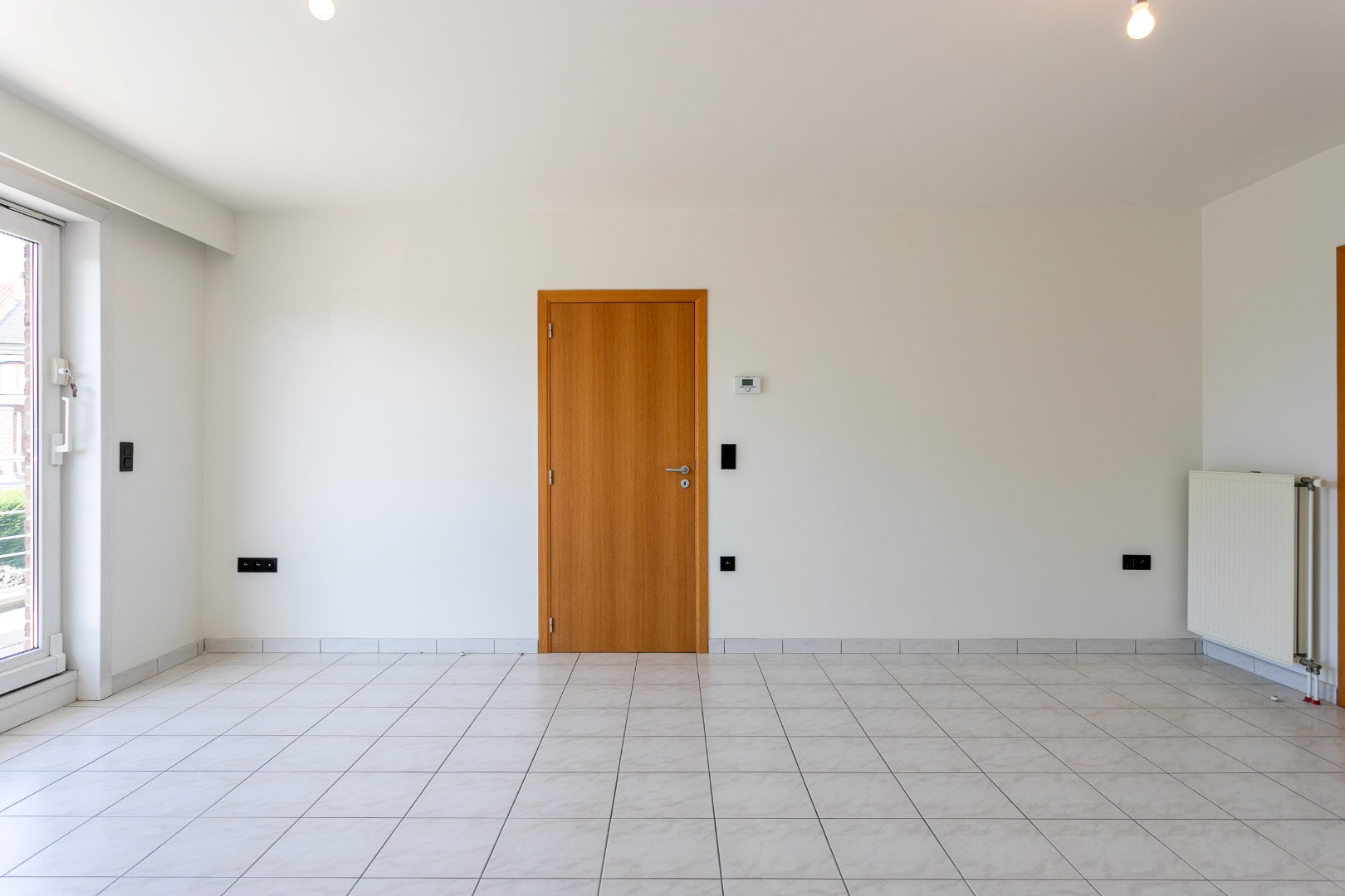 Instapklaar 2 slpk appartement met garage te Halle 