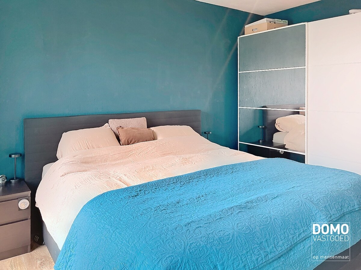 GROND VAN 6A91CA MET WONING TE KOOP IN HASSELT - MOGELIJKHEID TOT RENOVATIE BESTAANDE WONING OF AFBRAAK/WEDEROPBOUW 