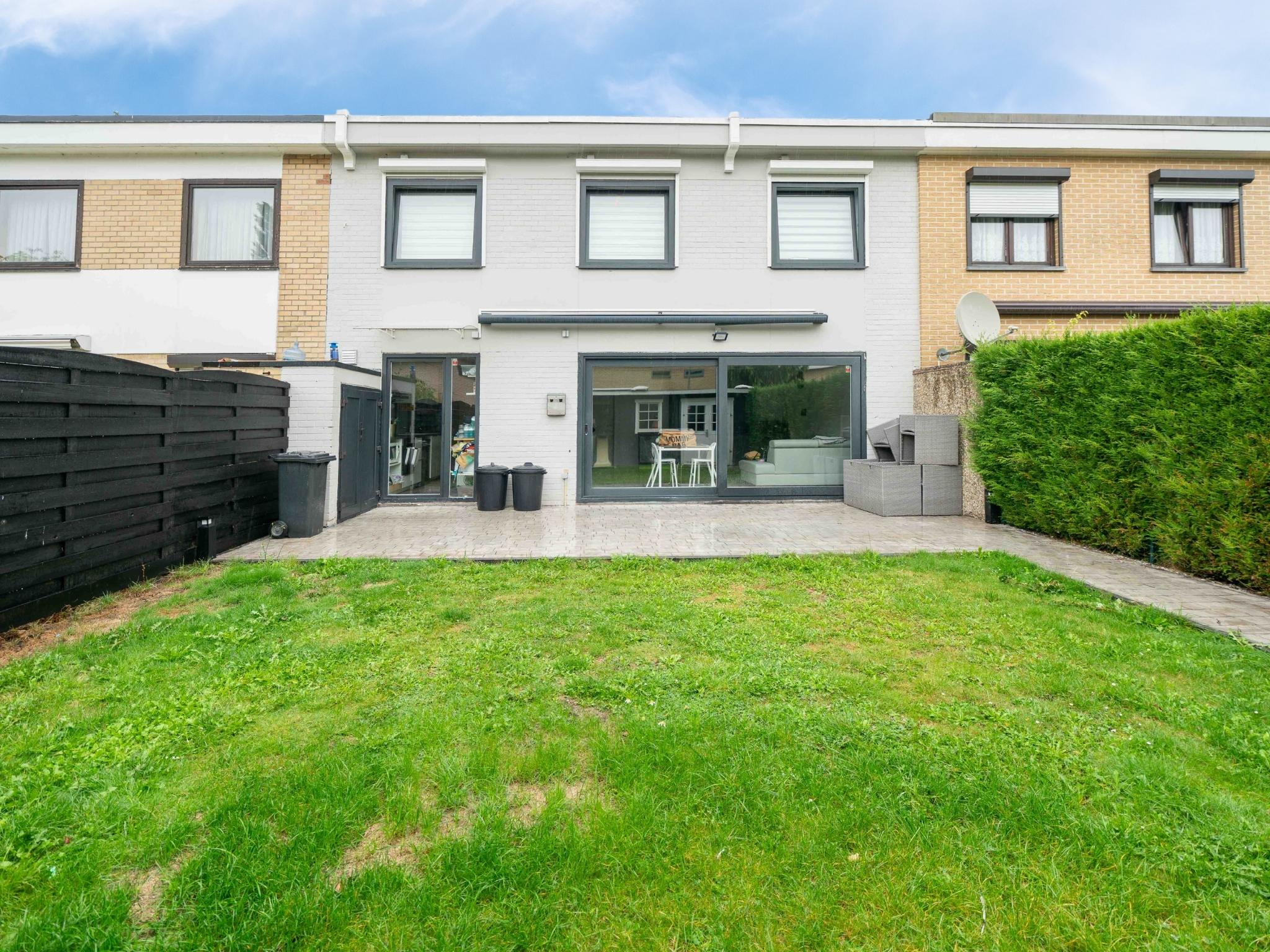 Rustig gelegen gerenoveerde woning met 3 slpk en tuin 