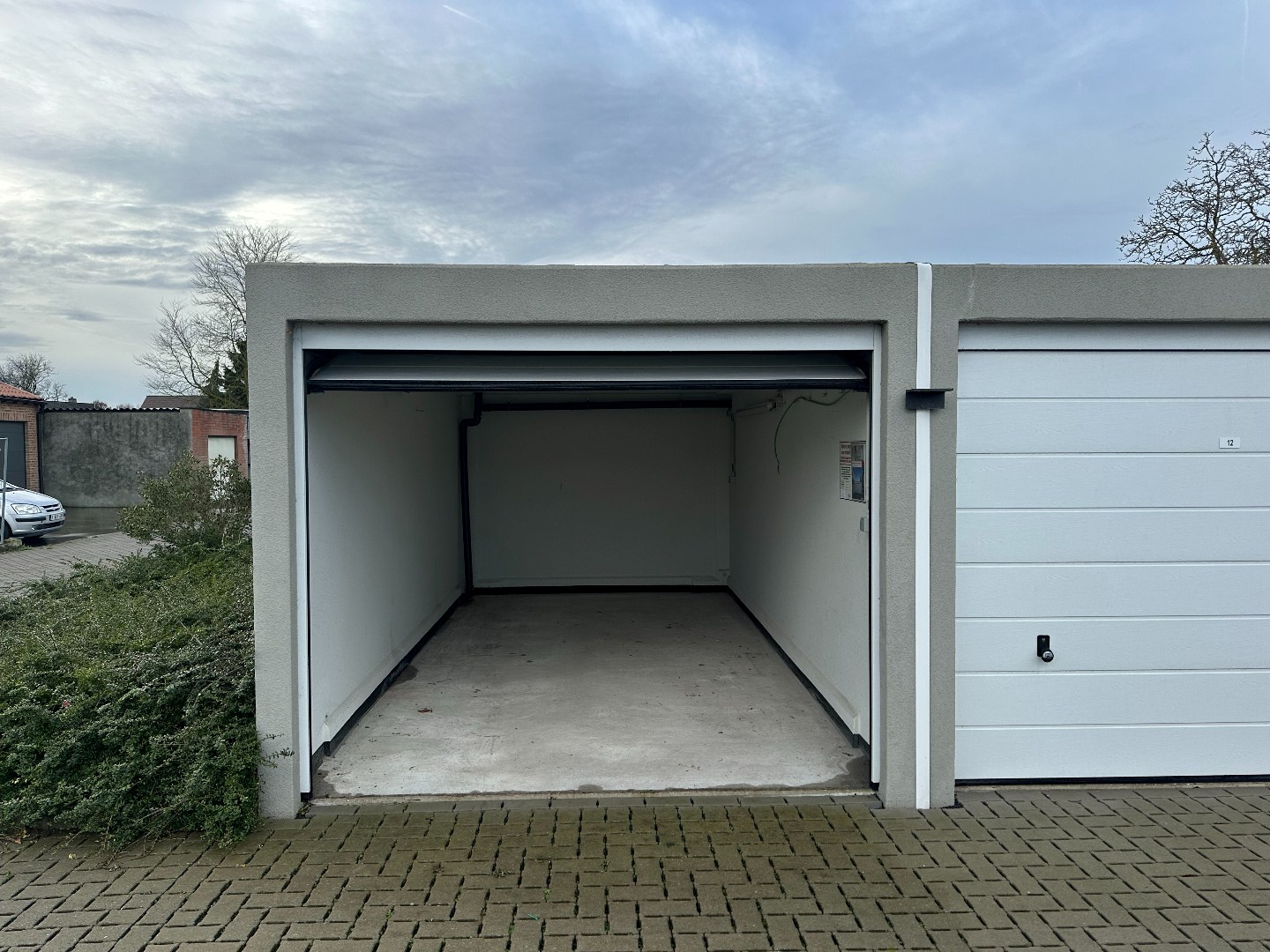 Garage te huur, gunstige ligging, Aartrijke 