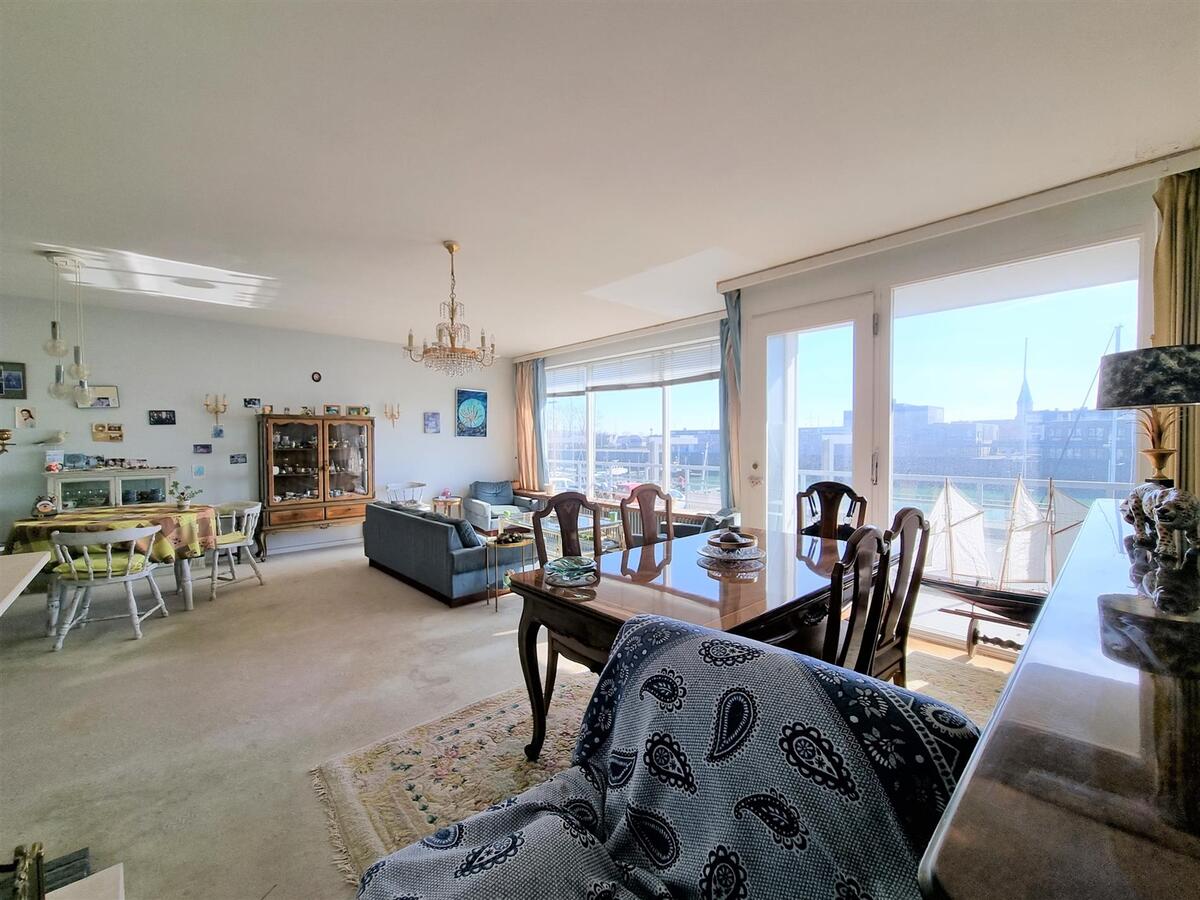Zeer ruim, te renoveren appartement van 114m² met prachtige zichten - Zeebrugge 