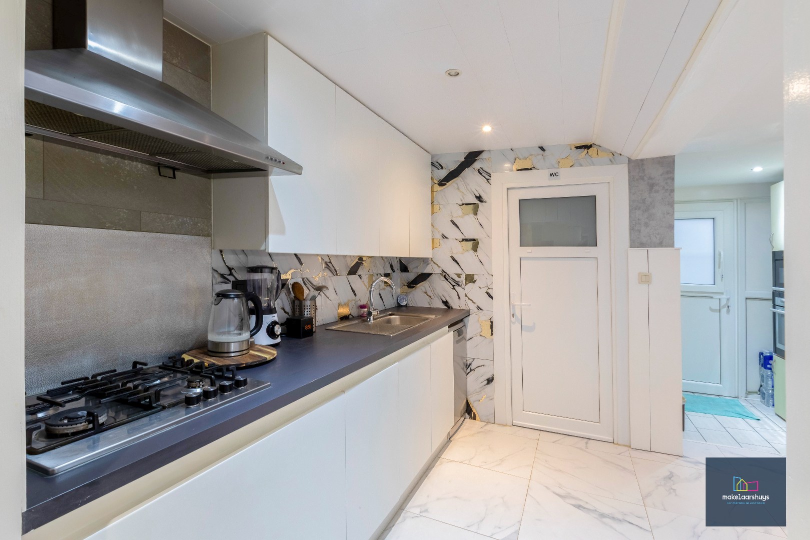 Woning met 4 slaapkamers en koer nabij centrum Gent 