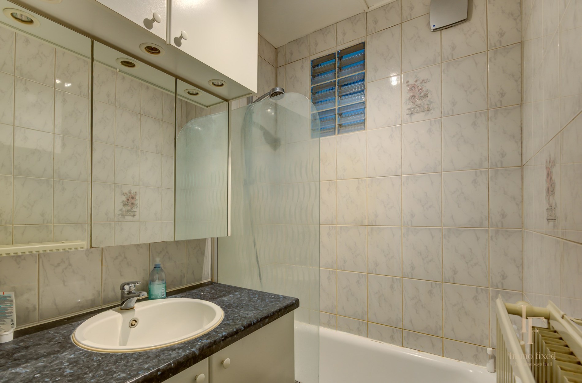 Ruime villa met 4 slaapkamers – renovatieproject met potentieel! 