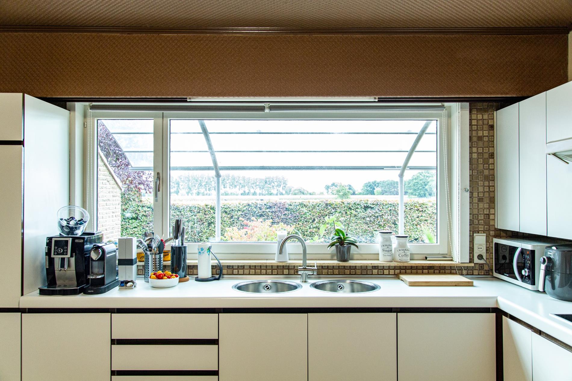 Rustieke woning met paardenstalling op 959m² landelijk gelegen doch nabij centrum Maldegem 