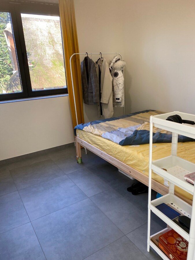 Half Open Nieuwbouw. Op 750 m van Gent-St-Pieters én aan tramhalte. 