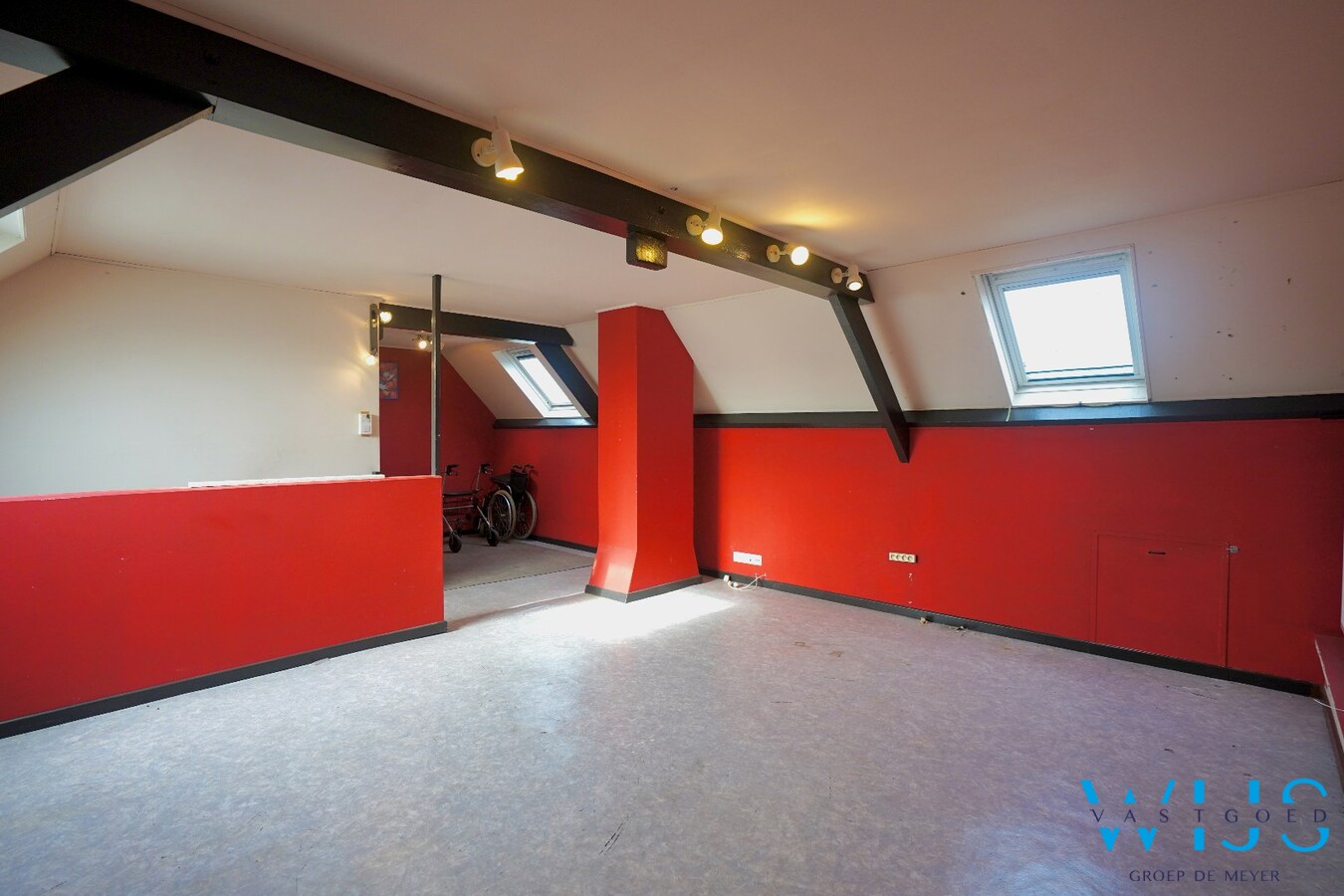 Ruime 4-slaapkamerwoning met gezellige tuin en veranda! 