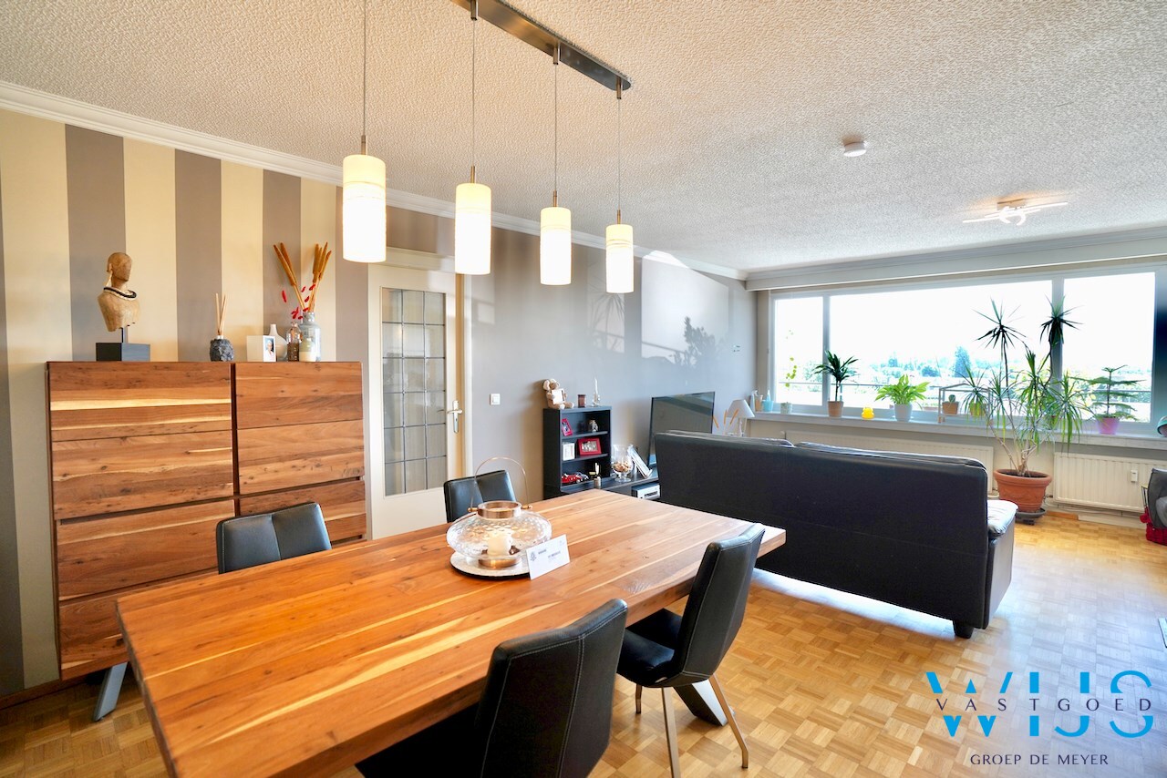 Instapklaar lichtrijk appartement te GENT 