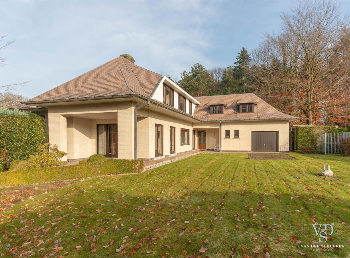 Tijdloze villa in de Gaverse Warande. 