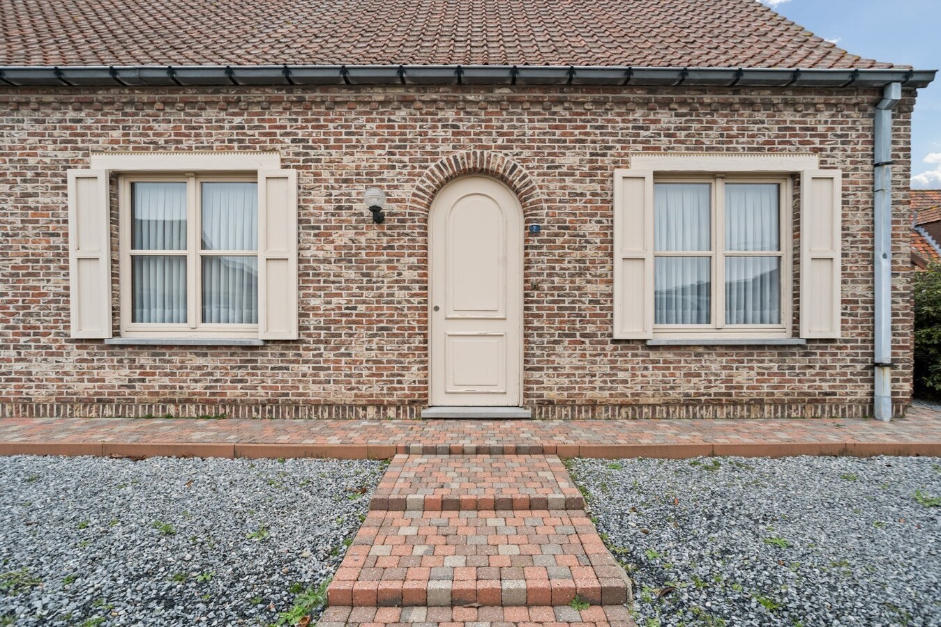 Residentieel gelegen, vrijstaande woning op ruim perceel van 714m² 