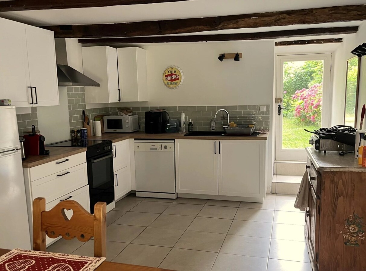 SAINT-MARTIN-DE-RIBERAC - Vakantiewoning met zwembad en 2 gîtes 