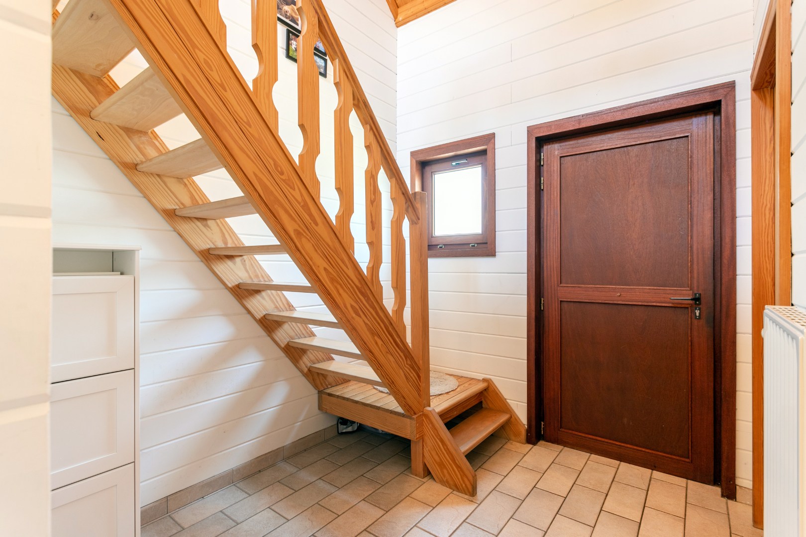 Verzorgde 4-gevelwoning met 2 slpk en garage te Halle op 6a74ca 