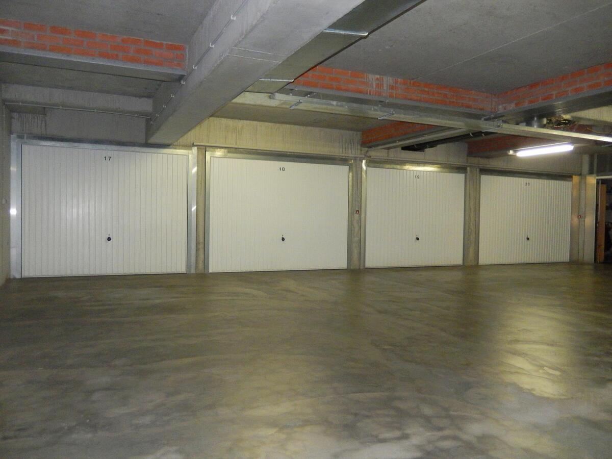 Gesloten garagbox te Jabbeke 