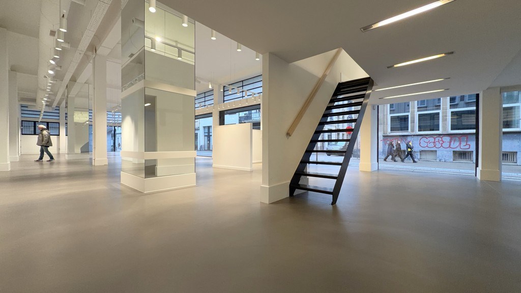 Prachtig kantoor/showroom te huur in hartje Antwerpen