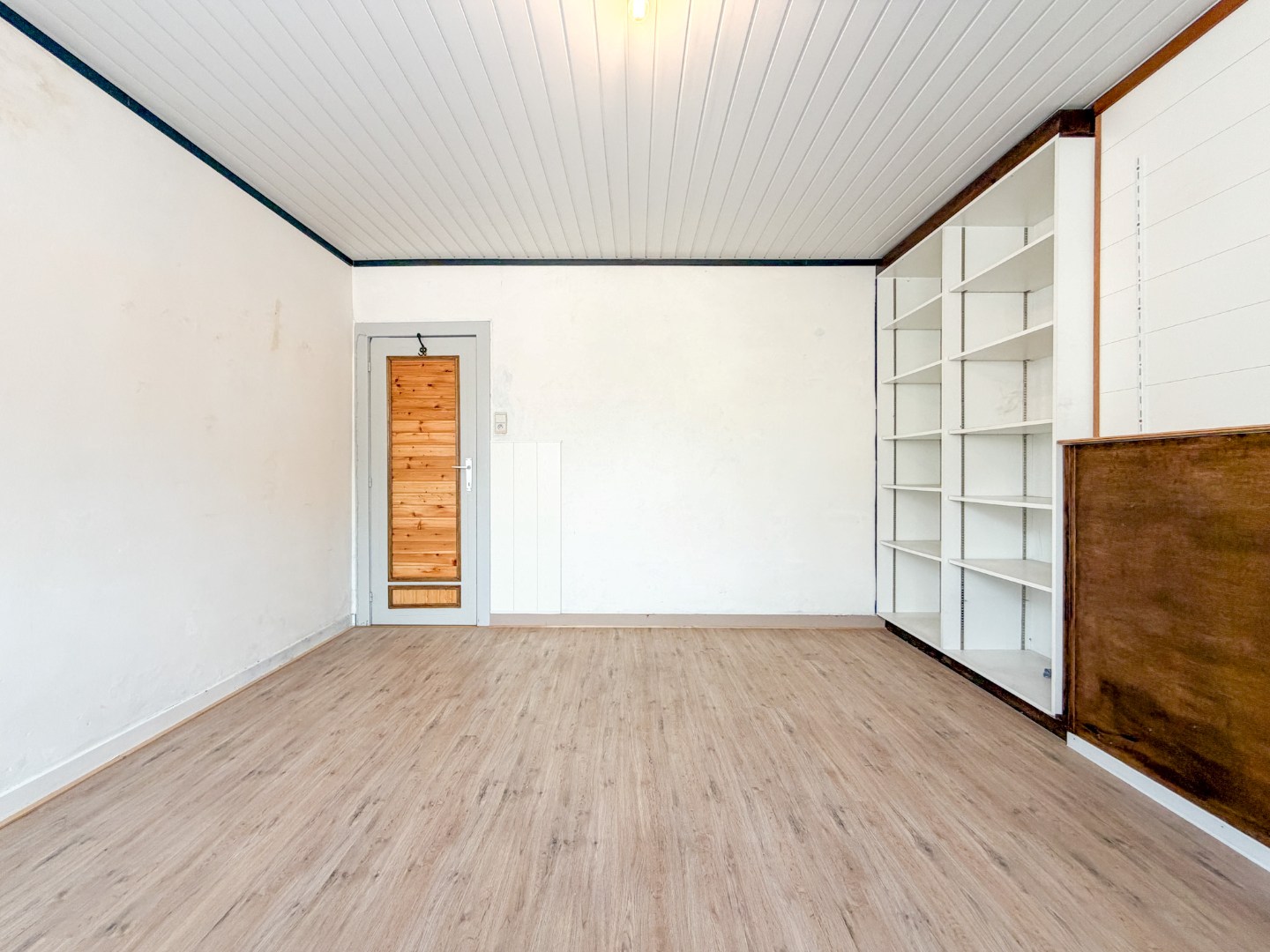 Ruime tussenwoning (211 m²) met zonnige koer, 3 slpk, Torhout 