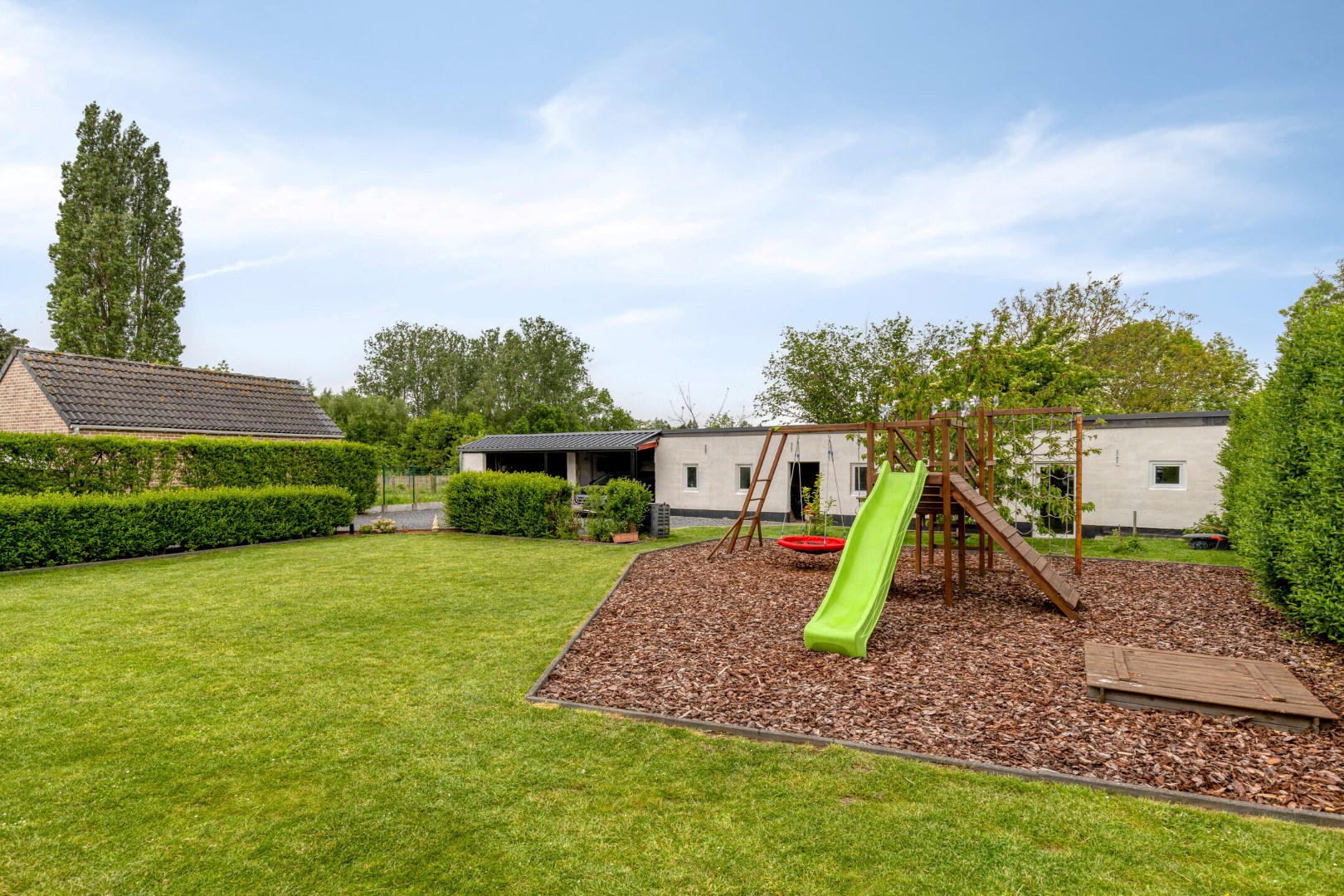 Mooie recent gerenoveerde ruime villa in Lubbeek met een bewoonbare oppervlakte van 310 m² - EPC  96KWH/m2 