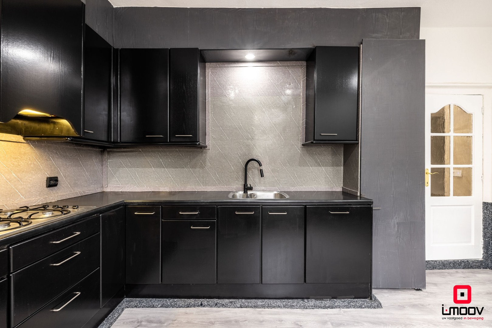 Stadswoning met vier slaapkamers en potentieel op absolute topligging (Mobiscore 9,2/10) 