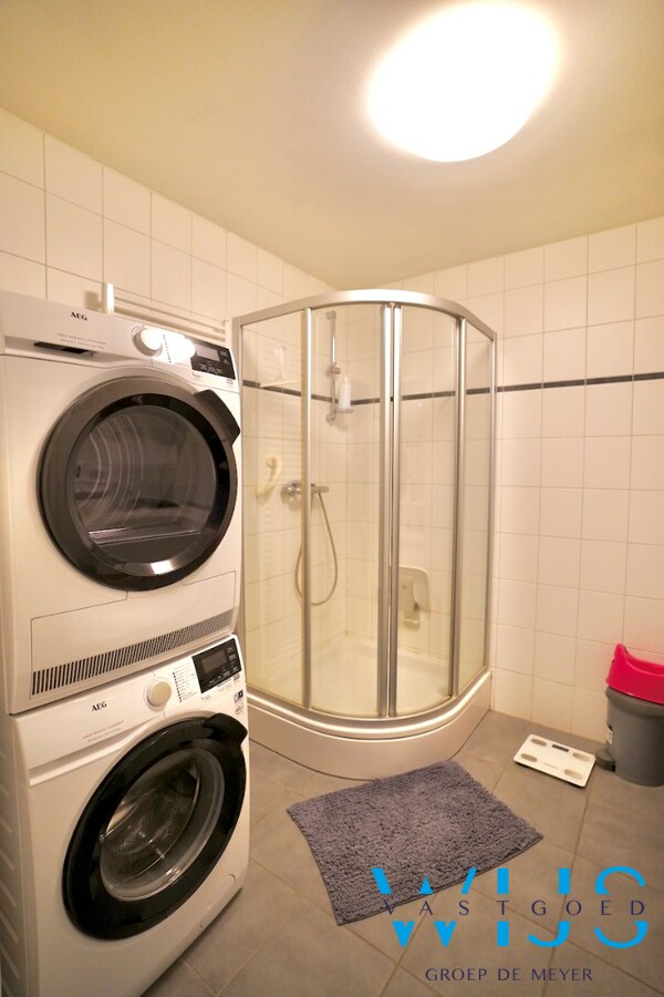 Gelijkvloers tweeslaapkamer appartement in hartje Ertvelde! 