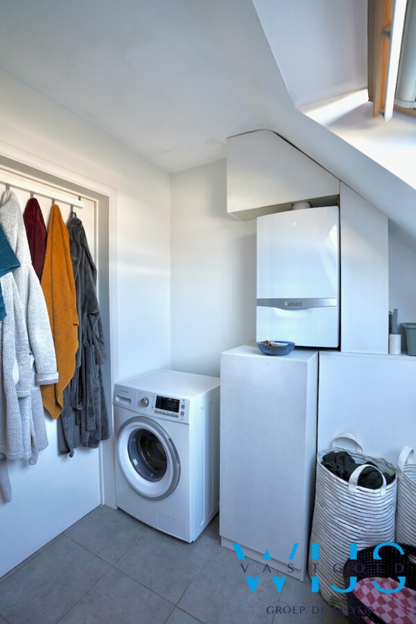 Super tof appartement met leuk dakterras &amp; garage te ERTVELDE / RIEME! 