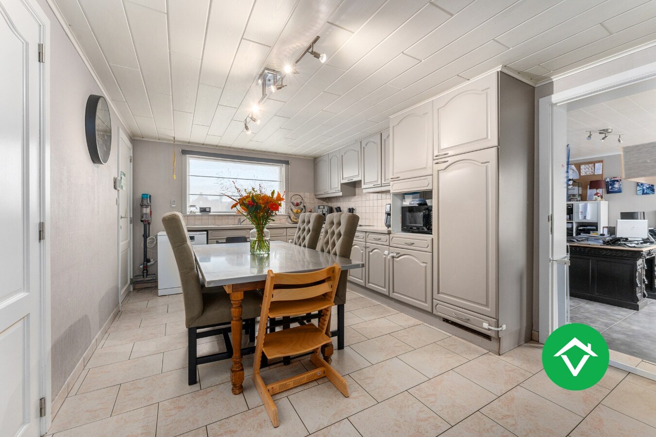 Instapklare alleenstaande woning met zuidgerichte tuin in Staden 