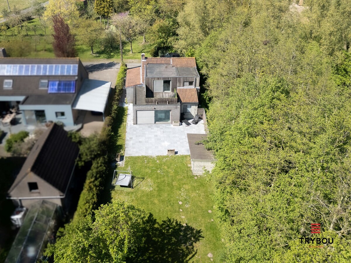 Alleenstaande woning met 4 slaapkamers in Merkem! 