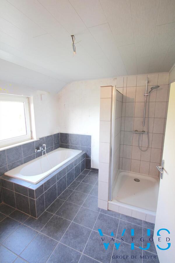 Tof ruim woonhuis met schitterend uitzicht ! 