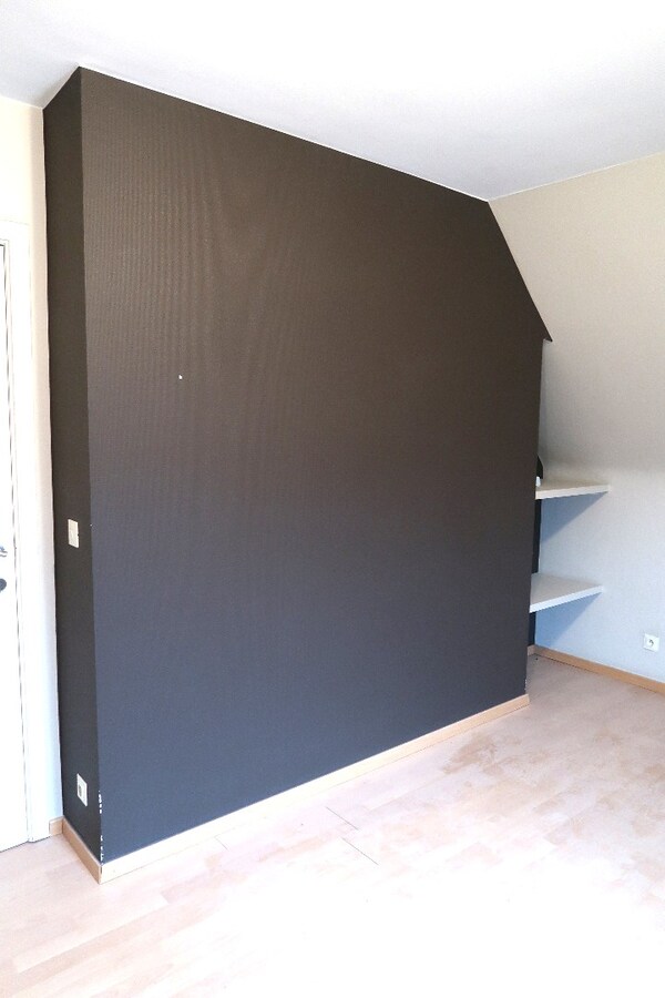 Charmante gerenoveerde woning te huur in Snellegem – 3 slaapkamers, grote tuin &amp; veel extra’s 