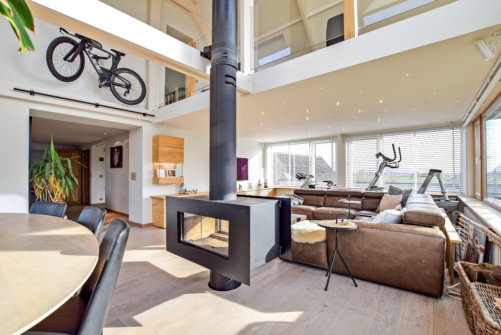 Restaurant met privéwoning en 2 B&amp;B-kamers op 4.370 m² 