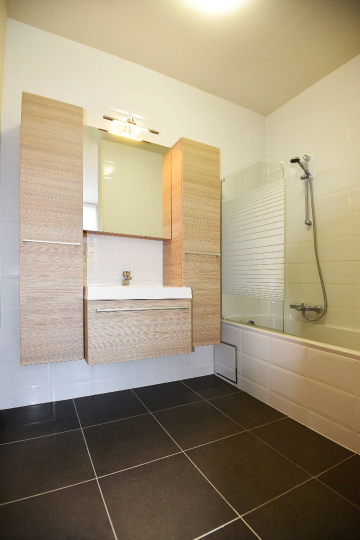 Appartement 1 slpk en autostaanplaats te Adegem 