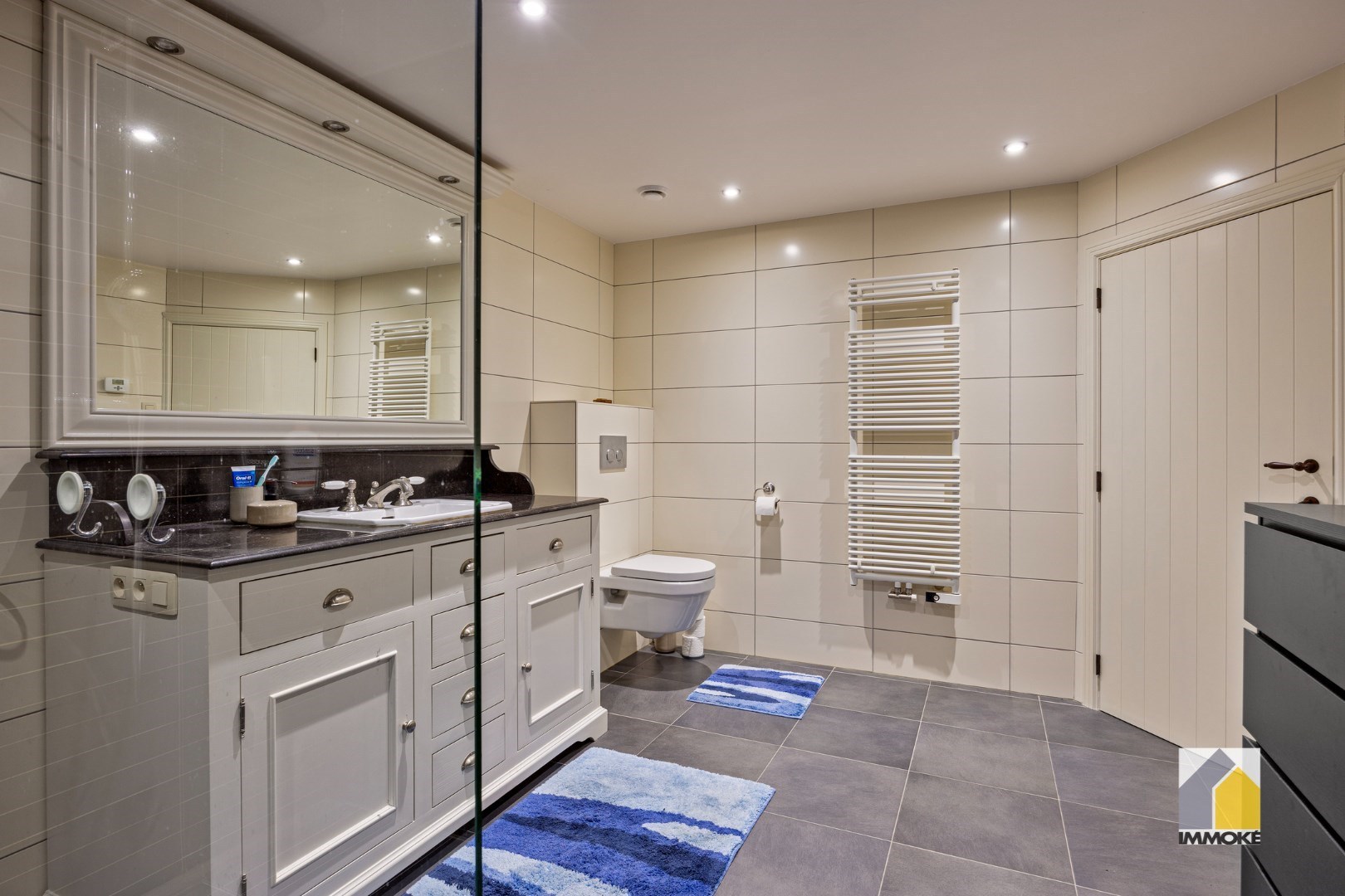 Ruim, energiezuinig appartement met 2 slpk en zonneterras. 