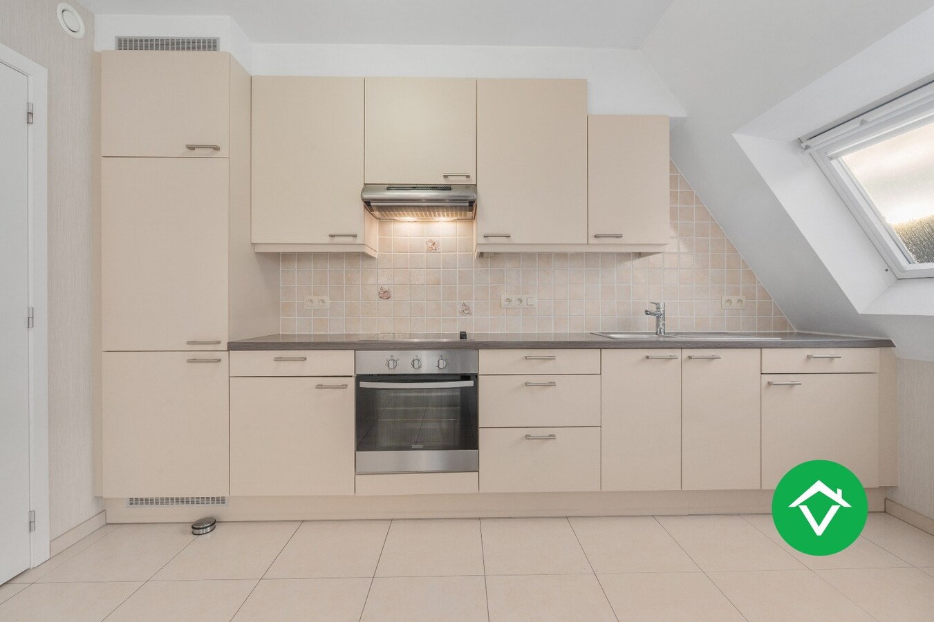 Recent en energiezuinig appartement (label B) op een boogscheut van de markt van Koekelare 