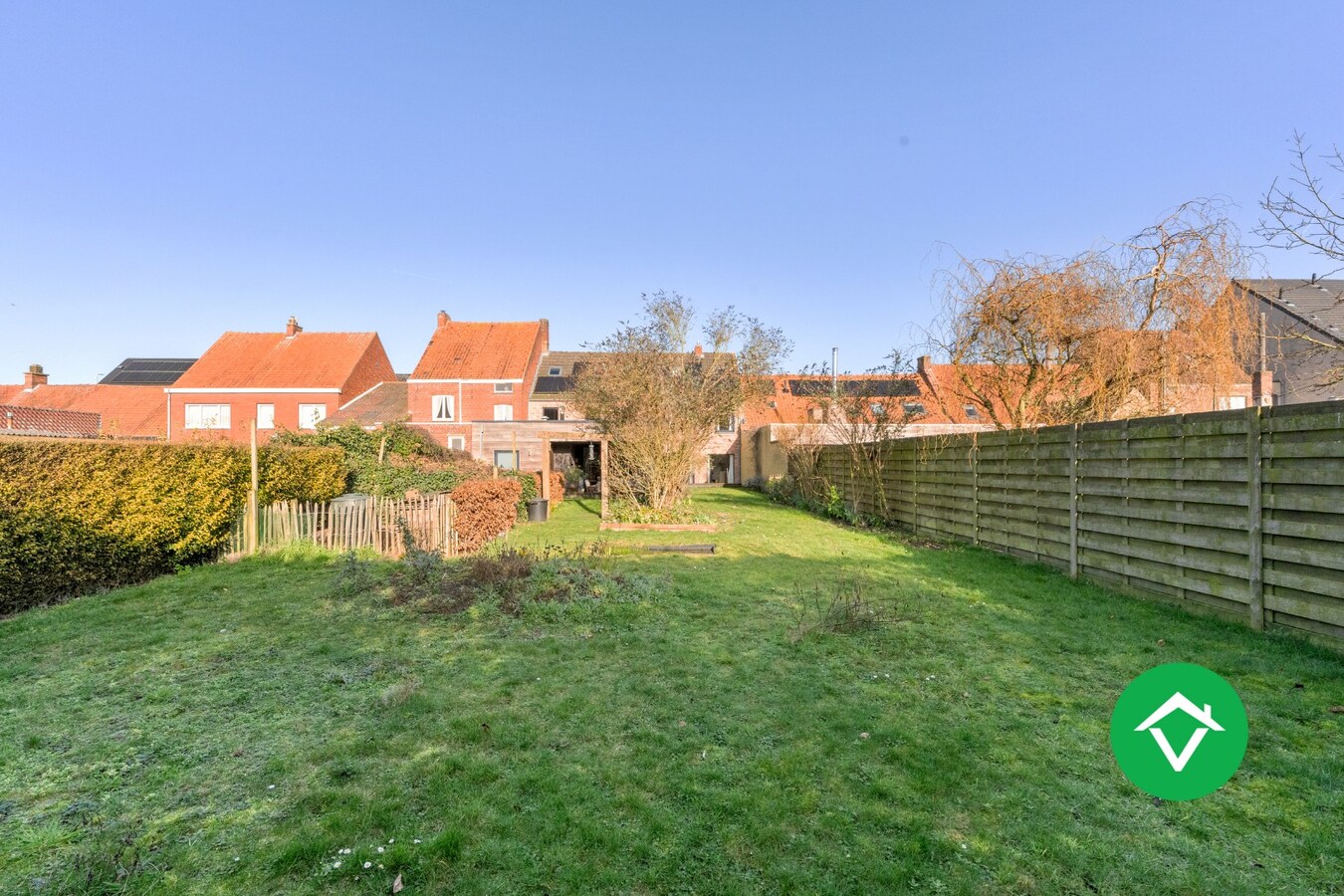 Instapklare woning met 4 slaapkamers en garage te Koekelare 