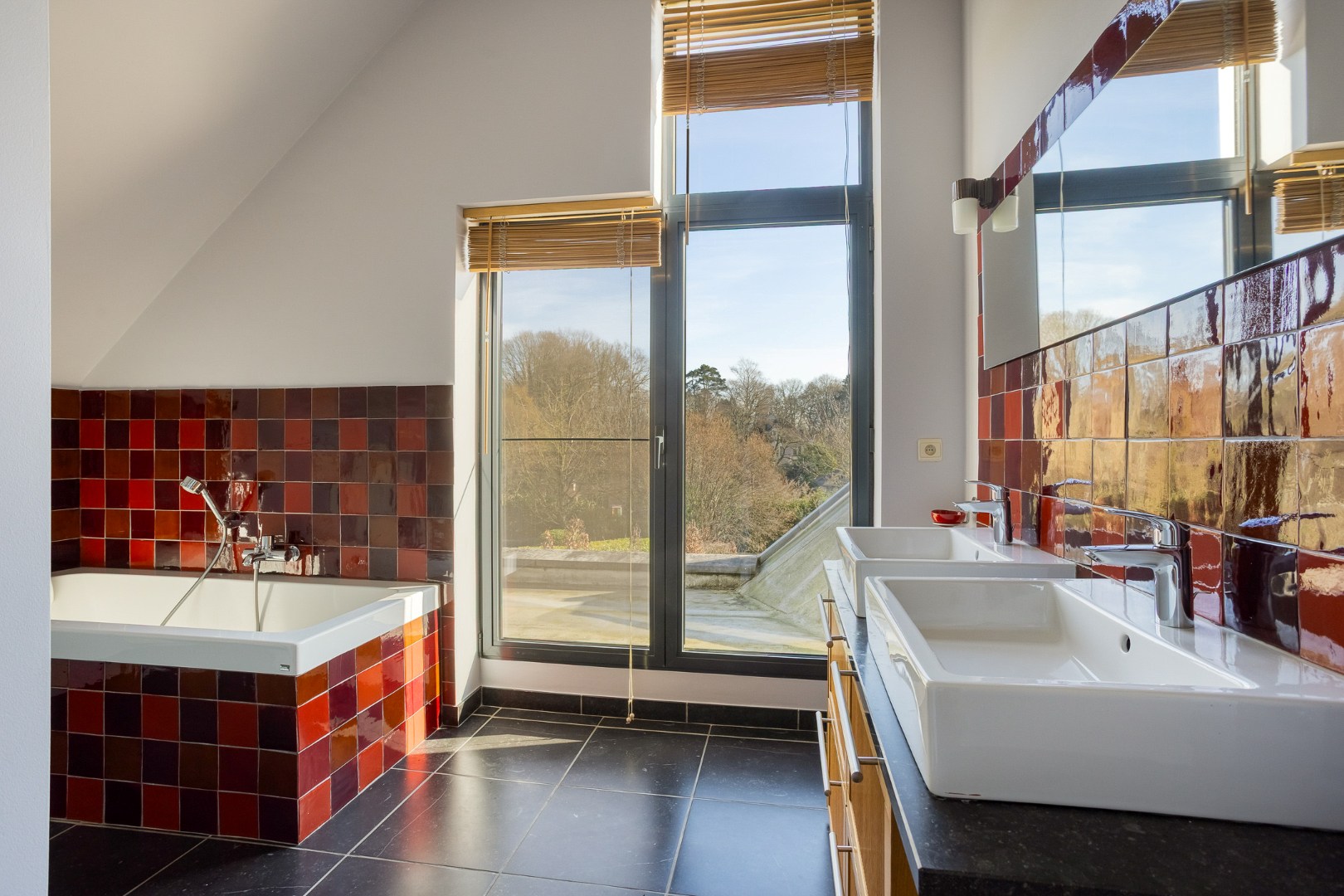 TE HUUR – Stijlvolle villa met uitzonderlijk terras &amp; tuin 1652 ALSEMBERG 