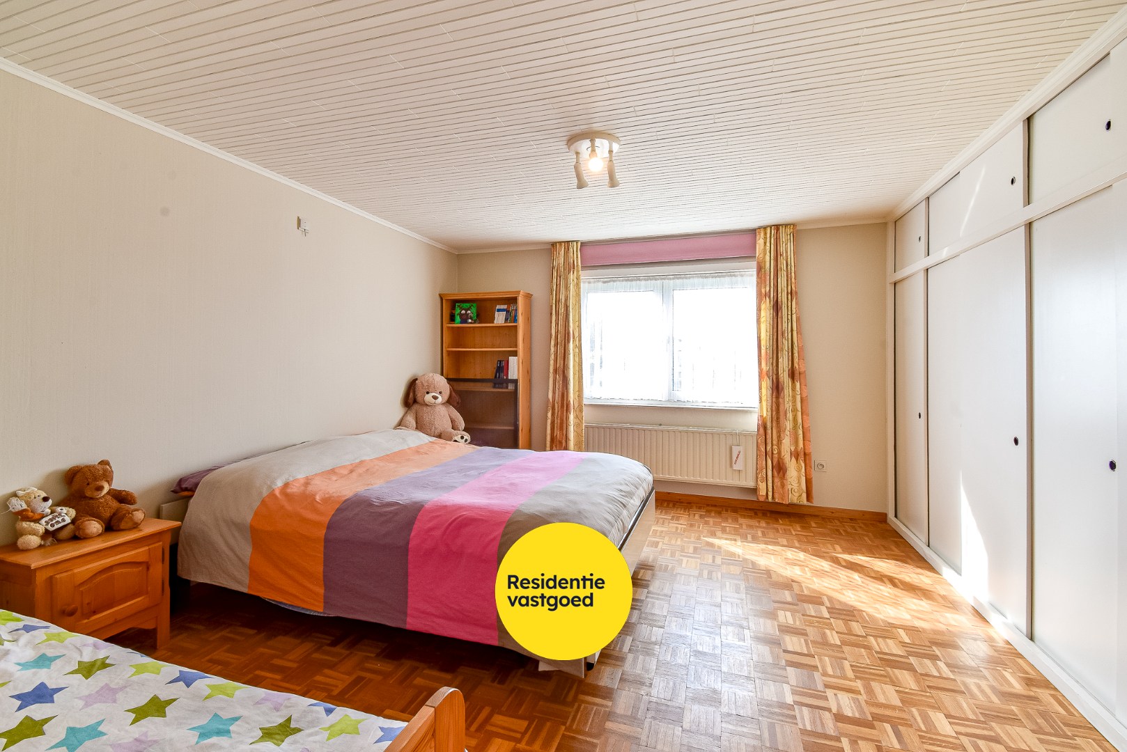 Ruime villa met 4 slaapkamers 