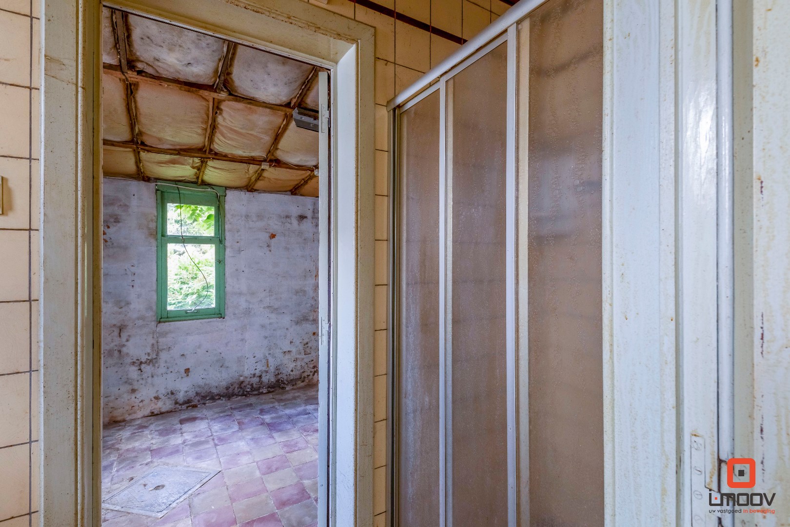 Karaktervolle te renoveren woning in Sint-Amandsberg 