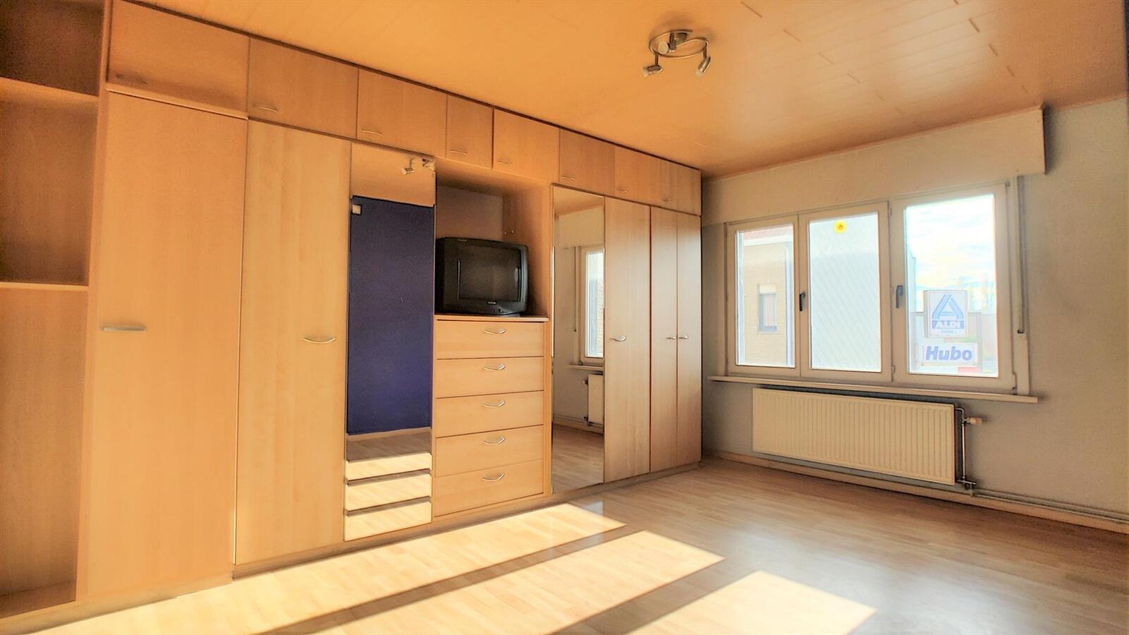 Instapklare woning met zonneterras - Heist 