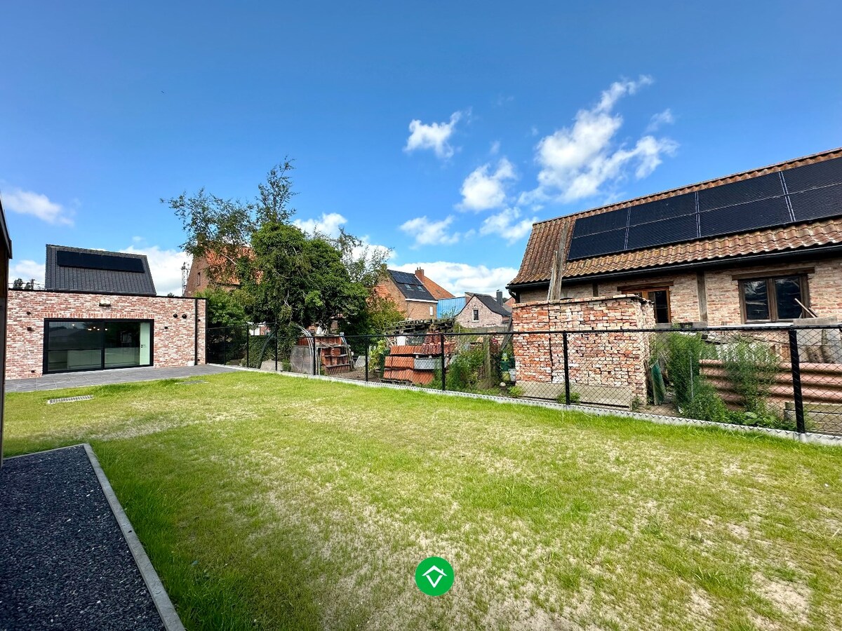 Instapklare woning met 3 slaapkamers en landelijke vergezichten te Bovekerke 