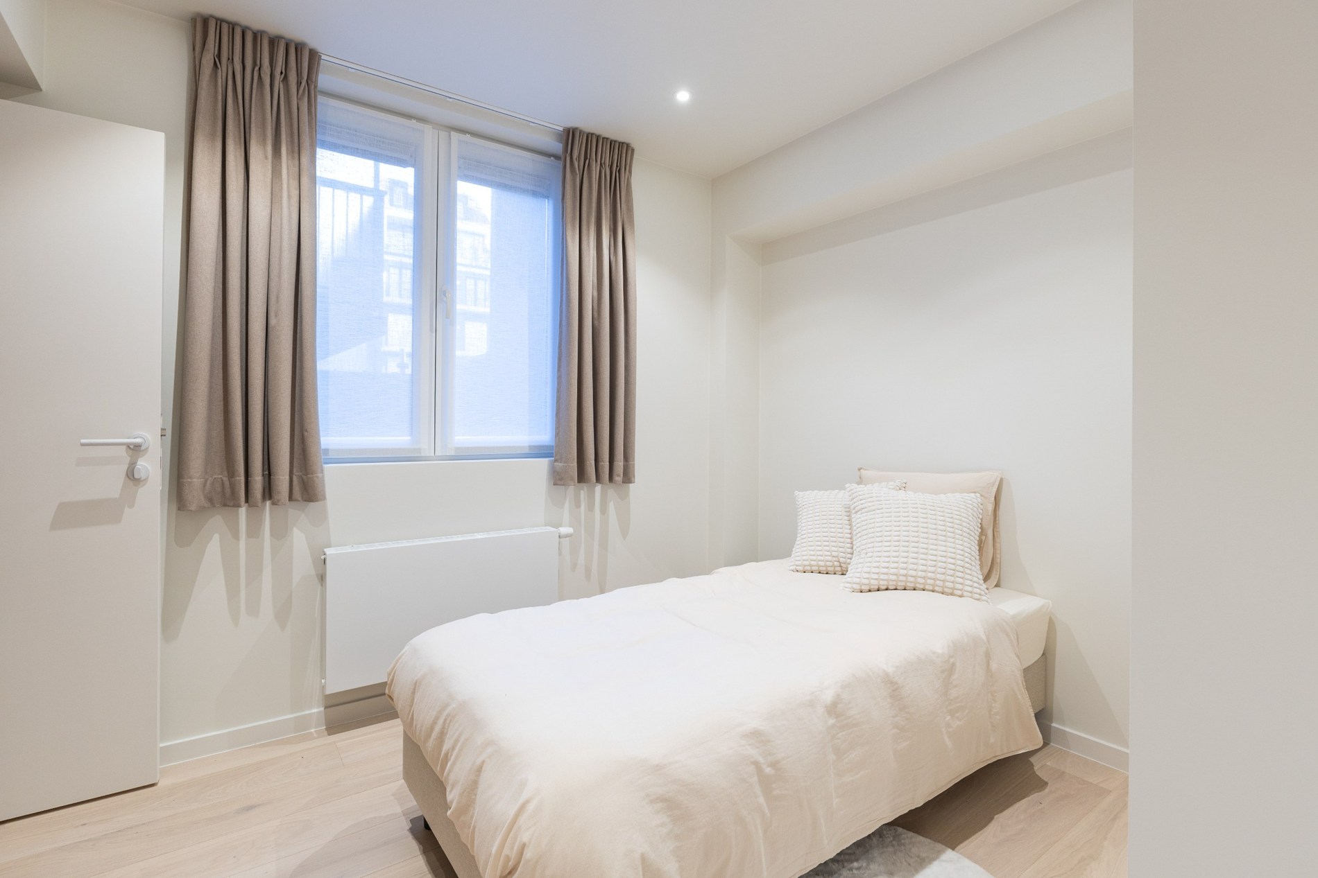 3-slaapkamerappartement te koop op een steenworp van het strand en het Lichtentorenplein 