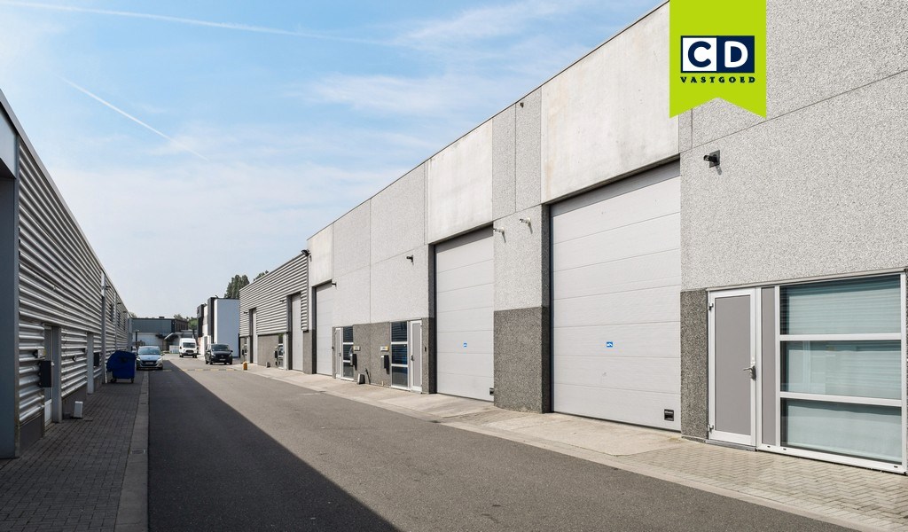 Opslagruimtes te huur langs de Gentse Steenweg in Lokeren