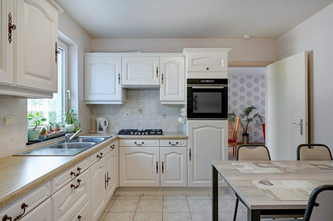 Goed onderhouden woning met 3 slaapkamers 