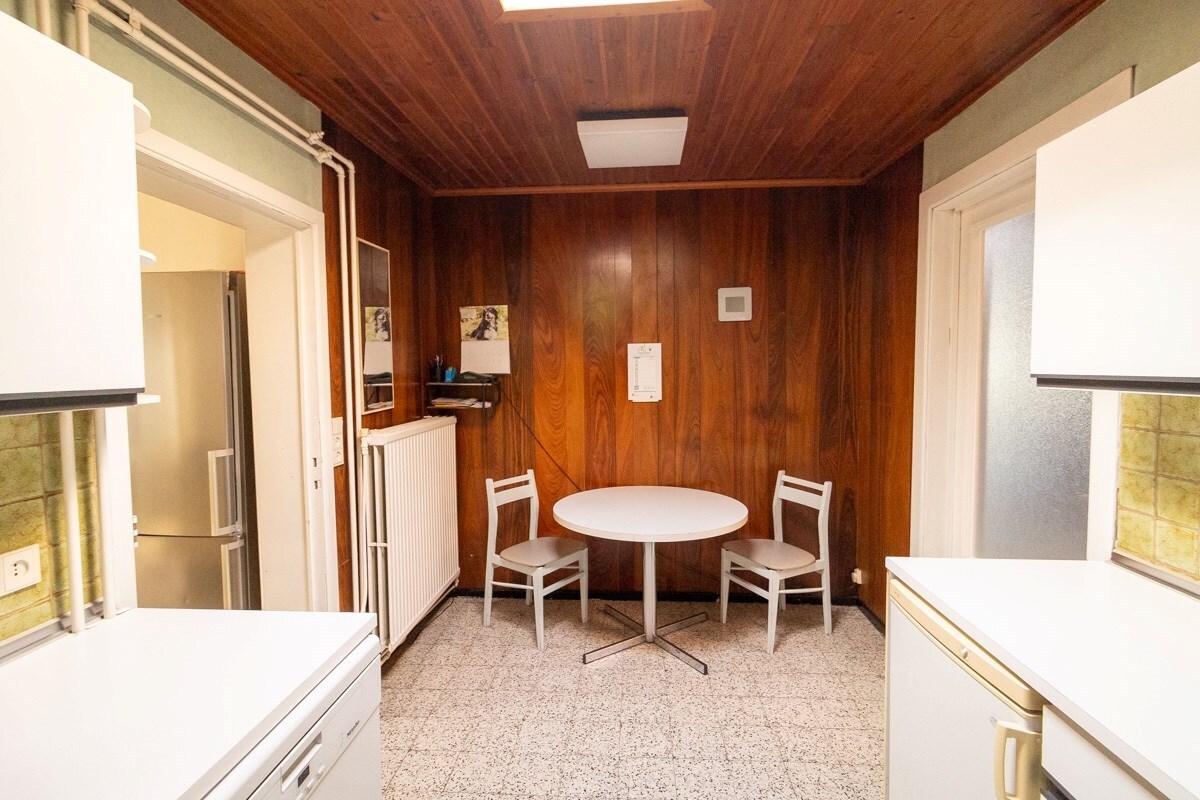 Ruime woning met veel mogelijkheden gelegen te Boekt 