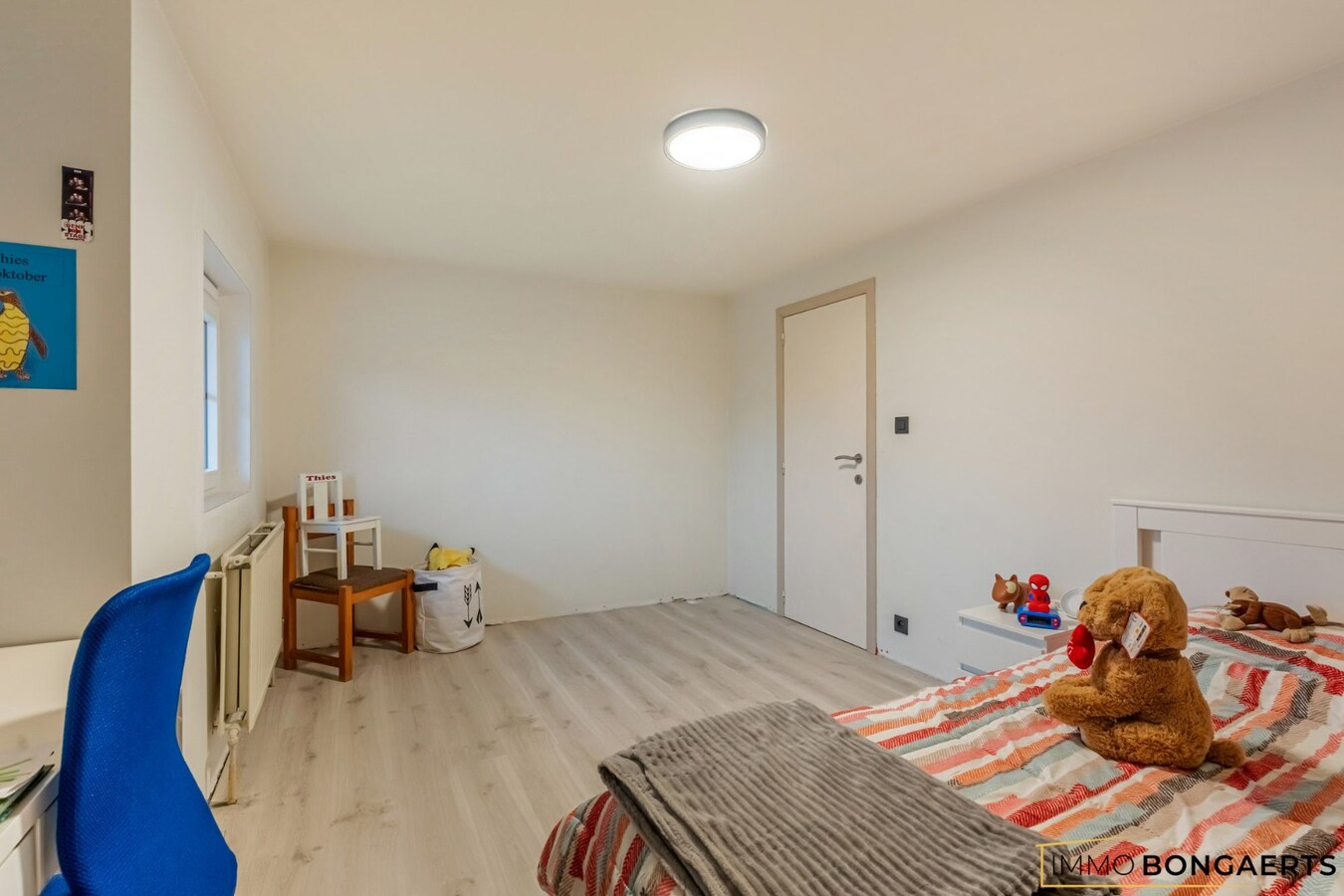 Gerenoveerde woning met 4 slaapkamers op rustige ligging 