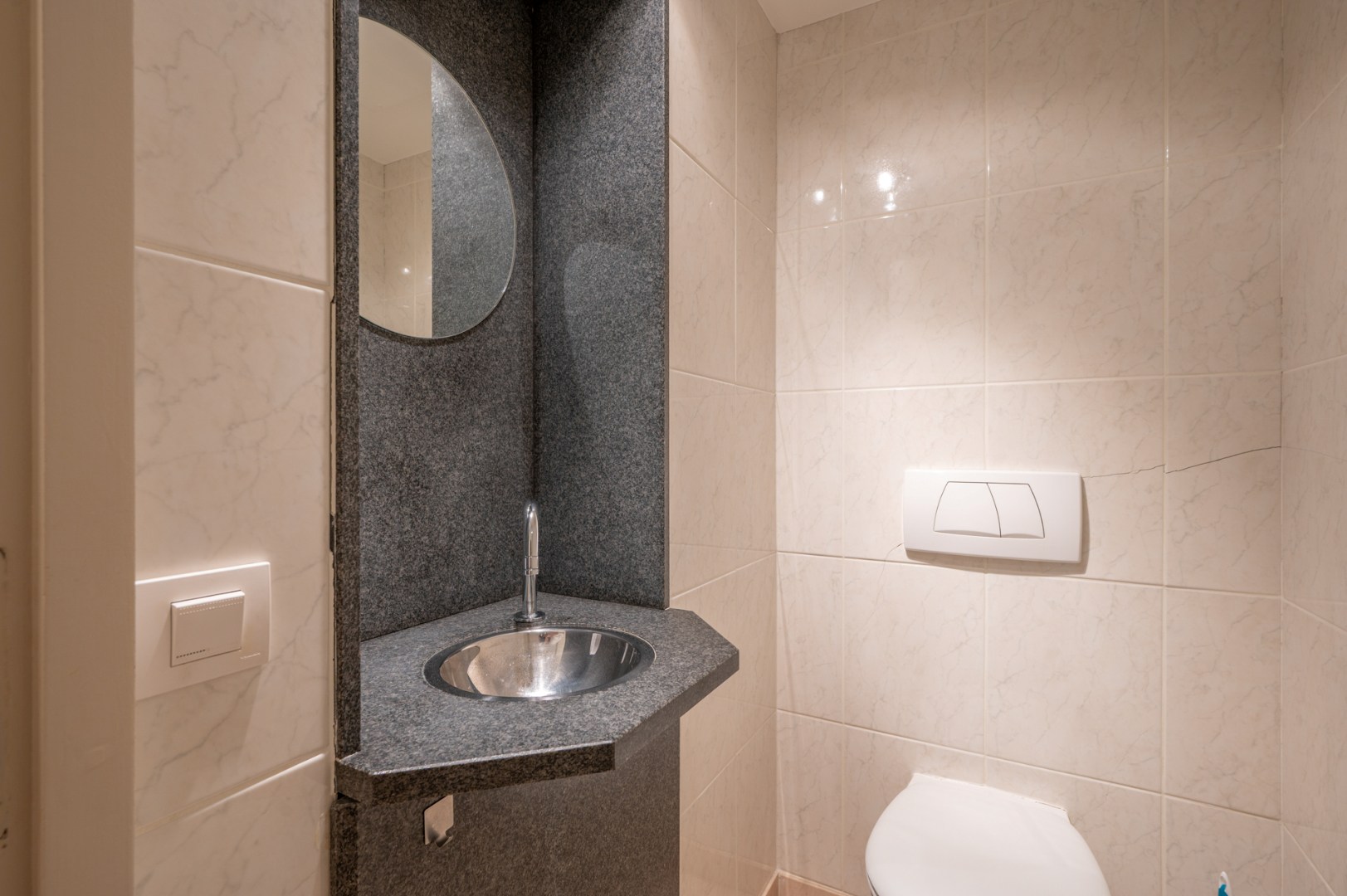 Ruim appartement met FRONTAAL ZEEZICHT 