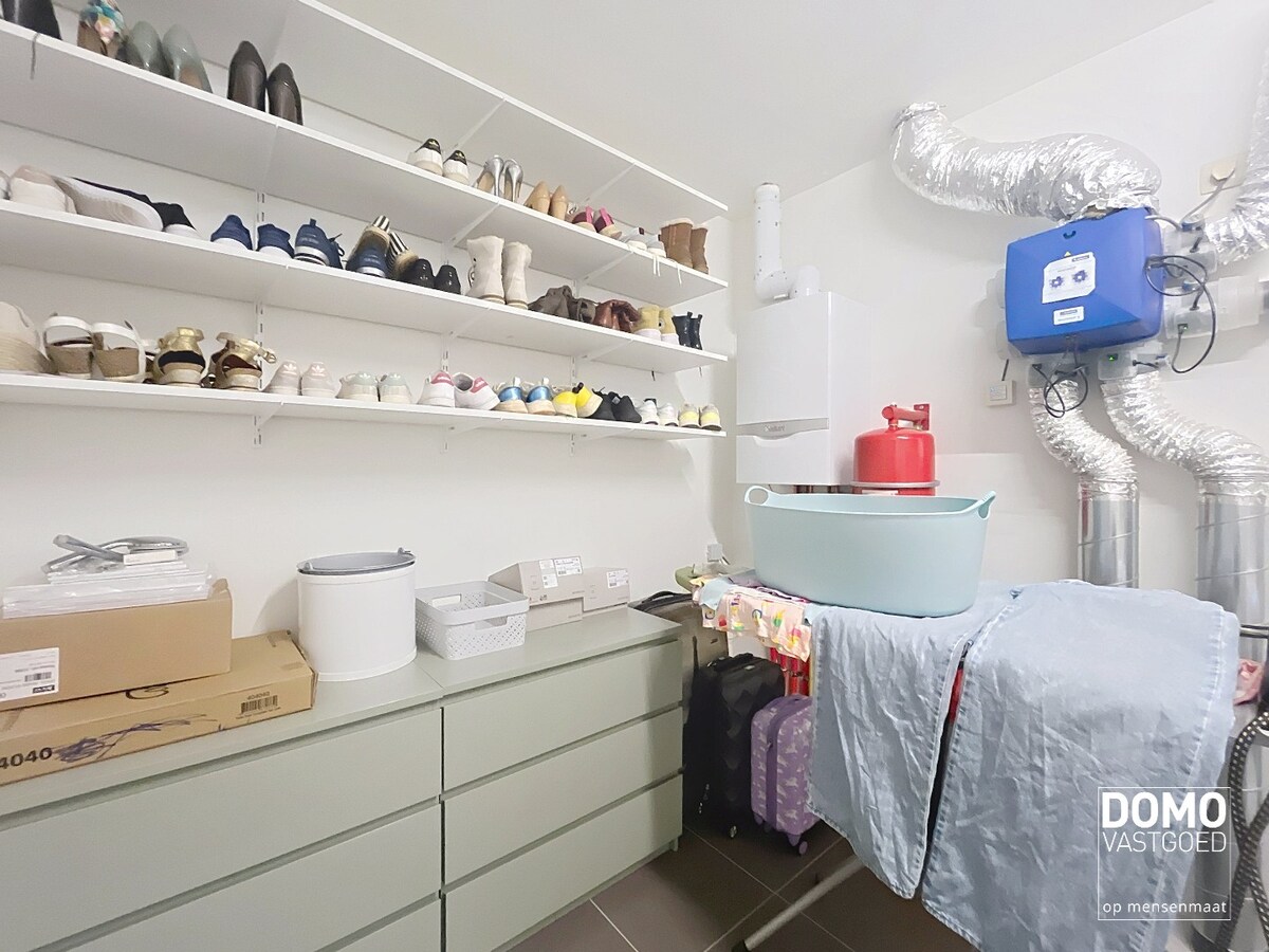 RUIME NIEUWBOUWWONING MET 3 SLAAPKAMERS, TUIN EN TERRAS TE BERINGEN (PAAL) 